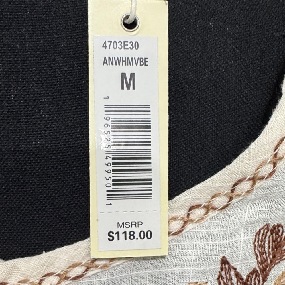 Max Studio Beige Top with Floral Embroidery - Picture 4 of 9